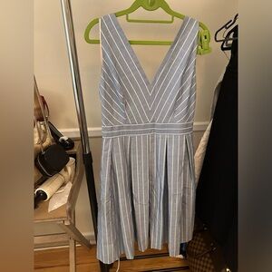 NWT Gal Meets Glam Blue and White Dress